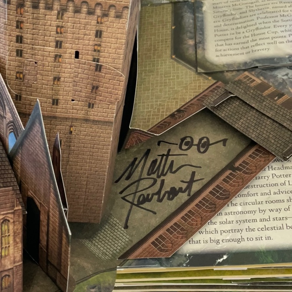 Harry Potter: A Pop-Up Guide to Hogwarts - Picture 8 of 11